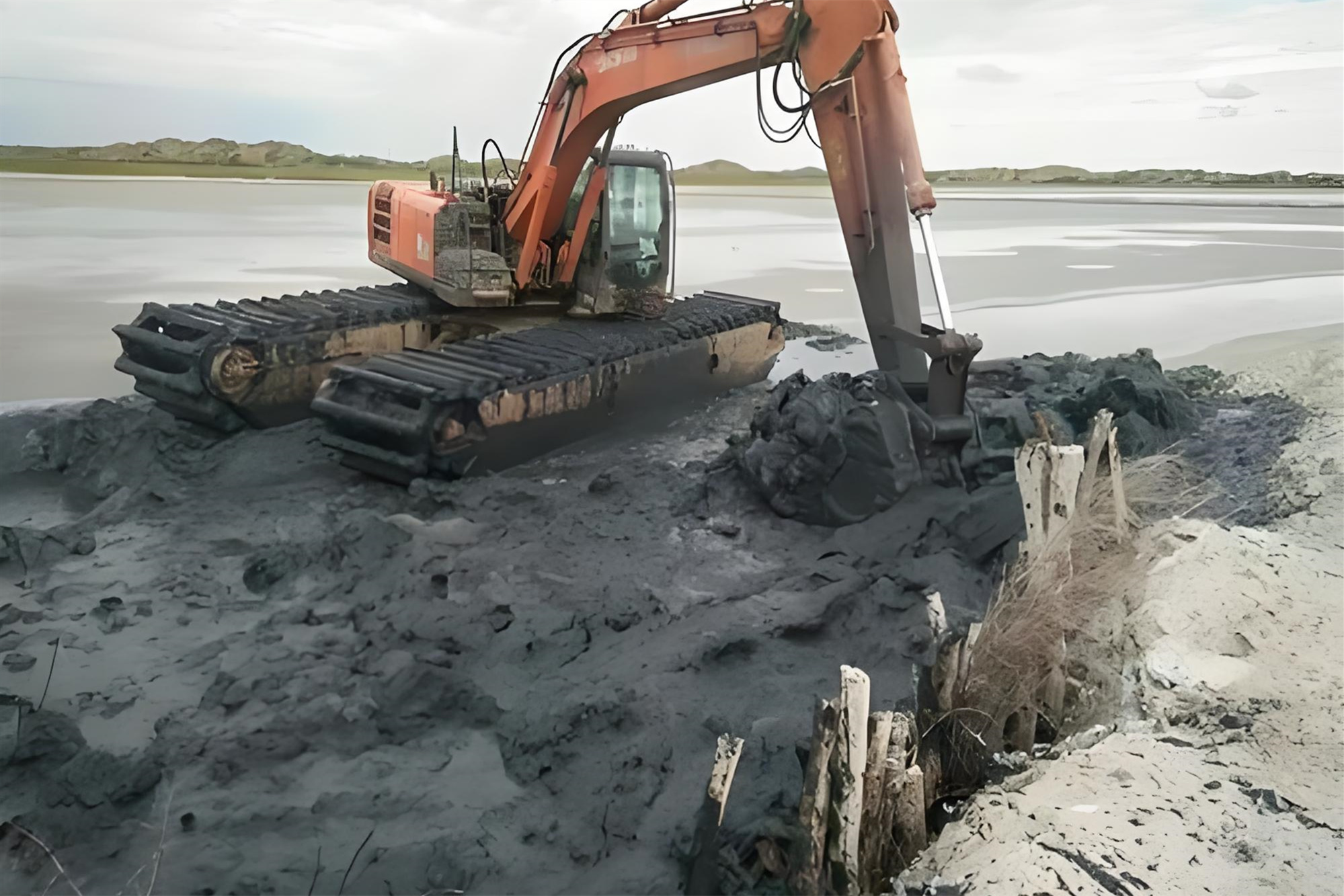 淮南水挖清淤團隊泓樺錦嘉 - 小型水挖清淤適合鄉村溝渠作業嗎?