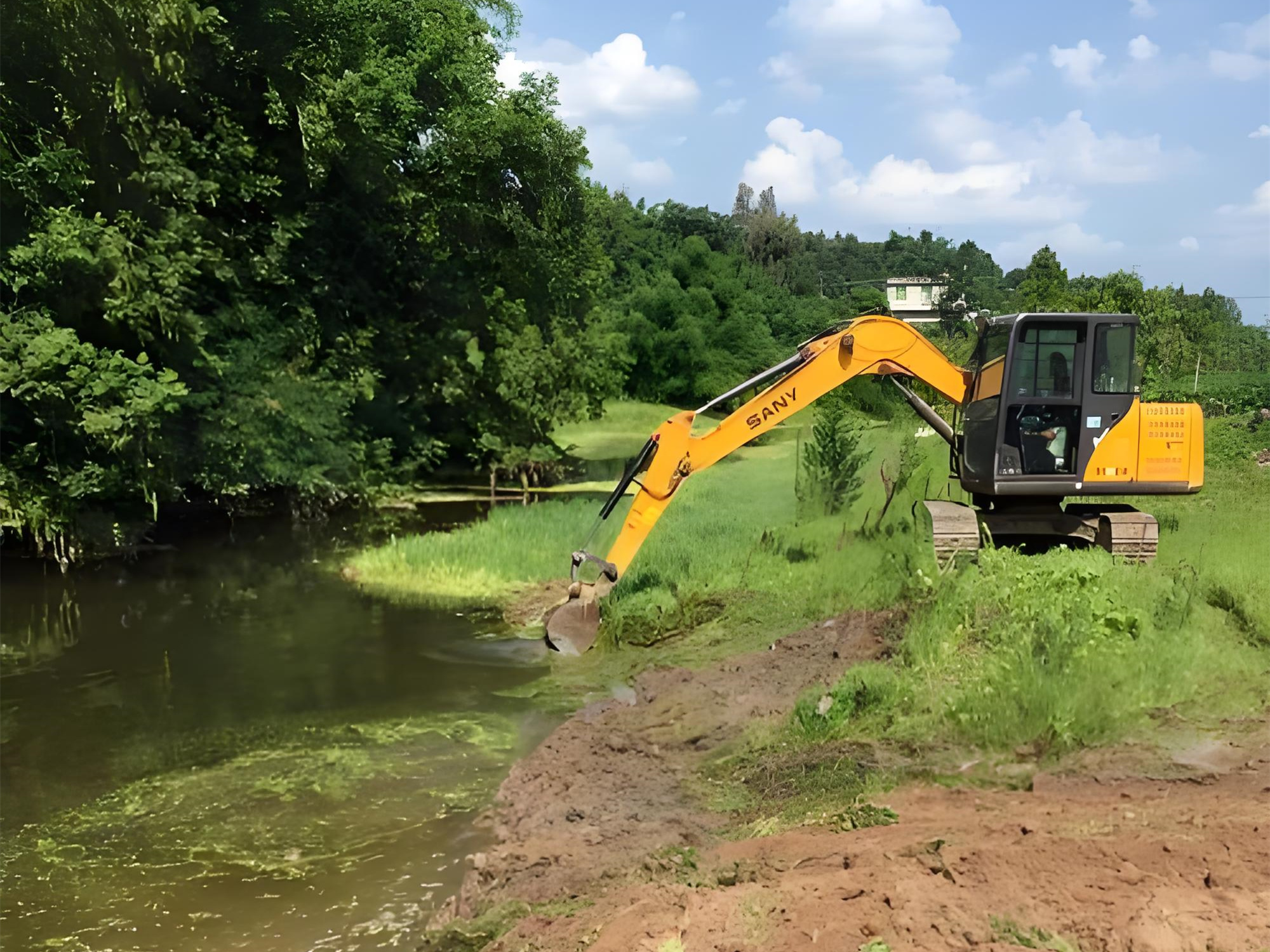 北京朝陽區(qū)水上挖機(jī)清淤隊-水庫清淤的最佳施工時段是什么時候？