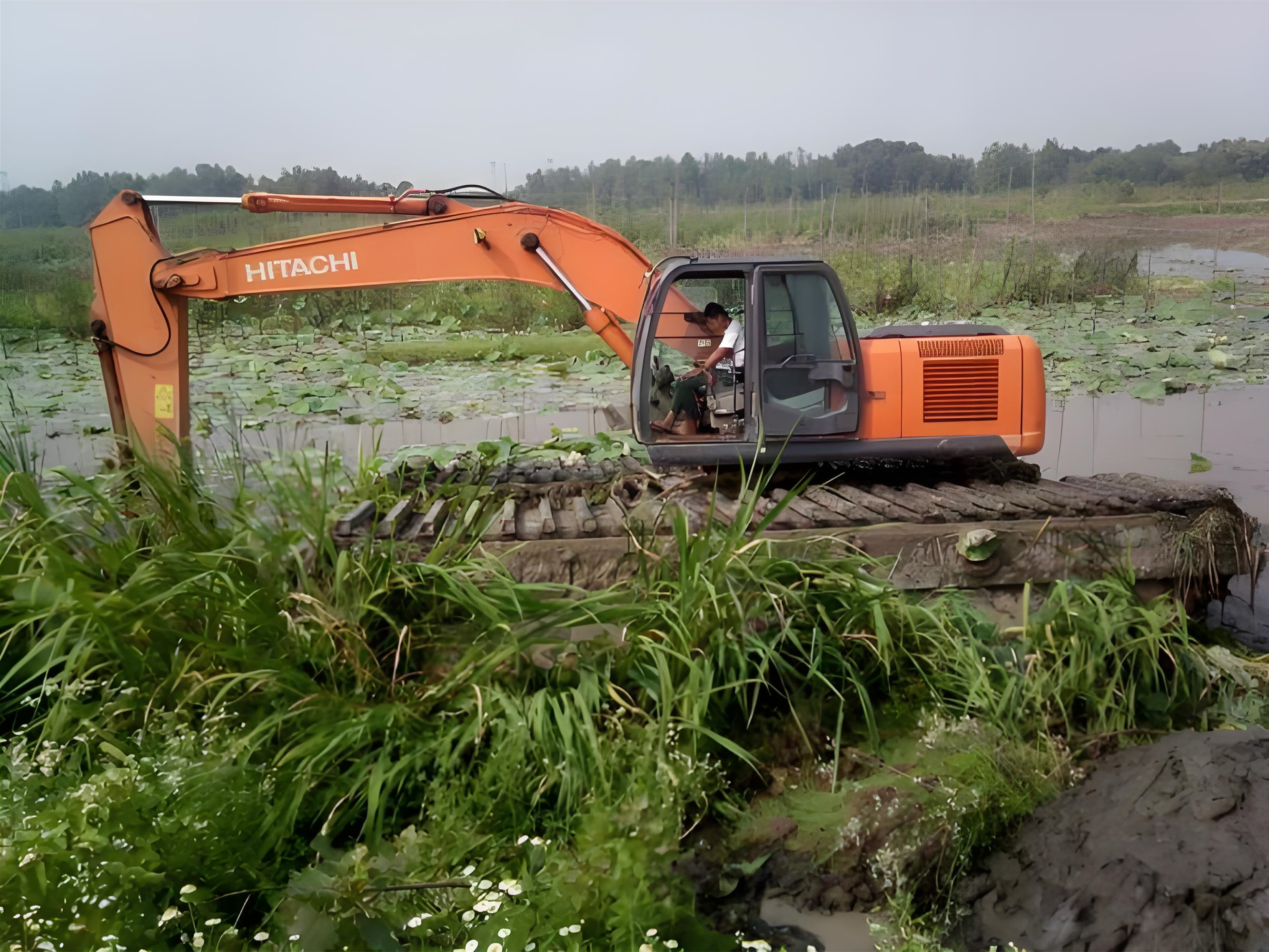 甘肅酒泉水上挖機(jī)清淤施工隊 - 挖機(jī)清淤的費(fèi)用怎么計算？
