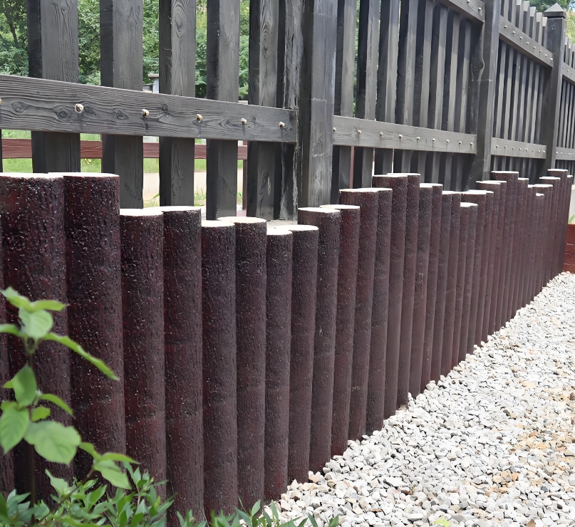 水泥樁批發廠家泓樺錦嘉-水泥仿木樁的耐久性比實木樁好嗎？