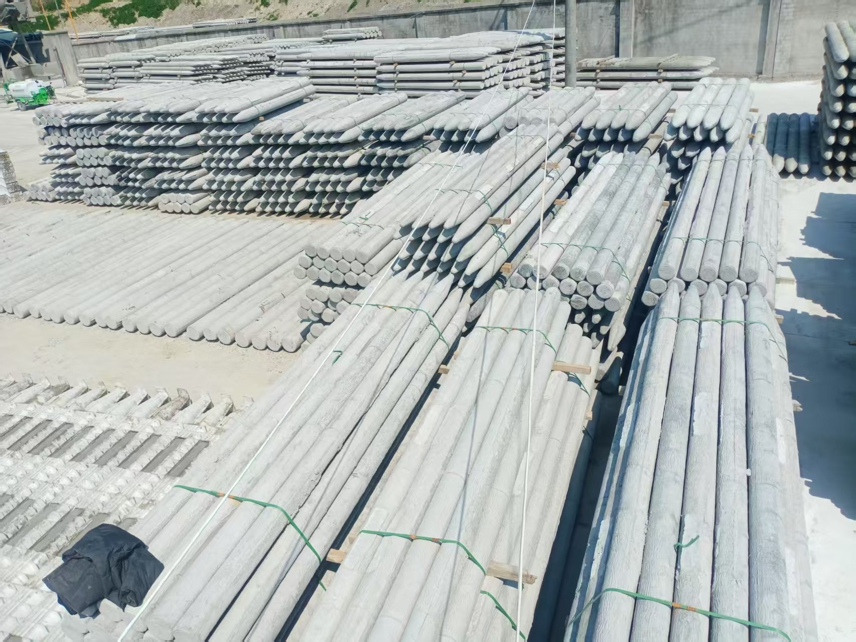 水泥樁廠家泓樺錦嘉 - 水泥樁和木樁哪個更經濟？?